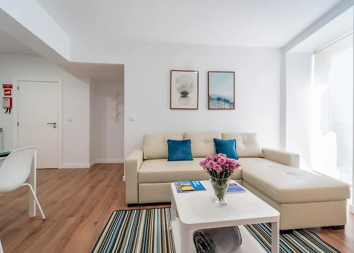 Praca Velha I アパート *